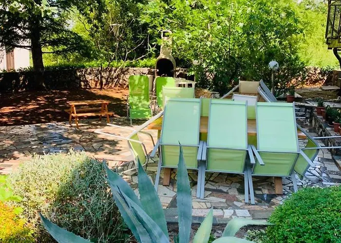 아파트 Nikolina *